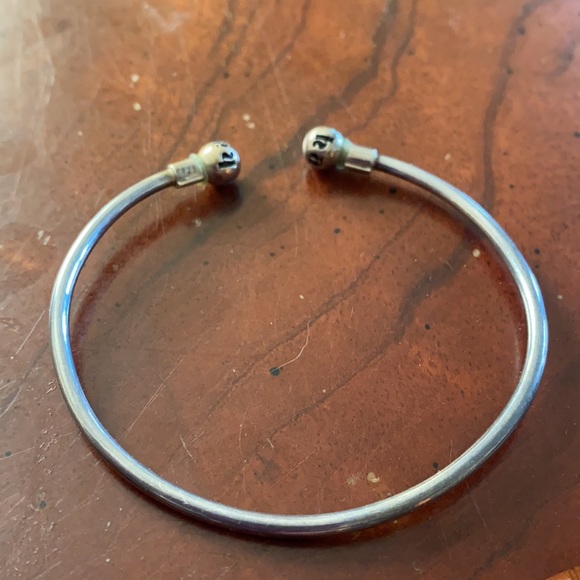 Pair of Silver Bracelets! - Picture 4 of 4